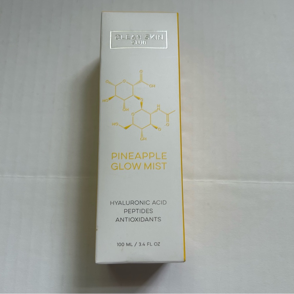 Clean Skin Club Pineapple Glow Mist